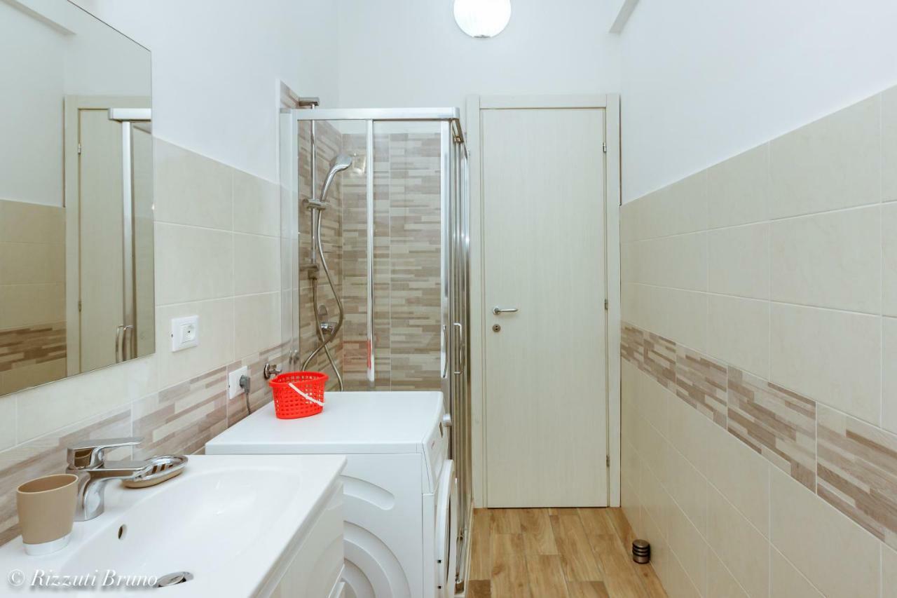 Happy House Apartment Savona Luaran gambar